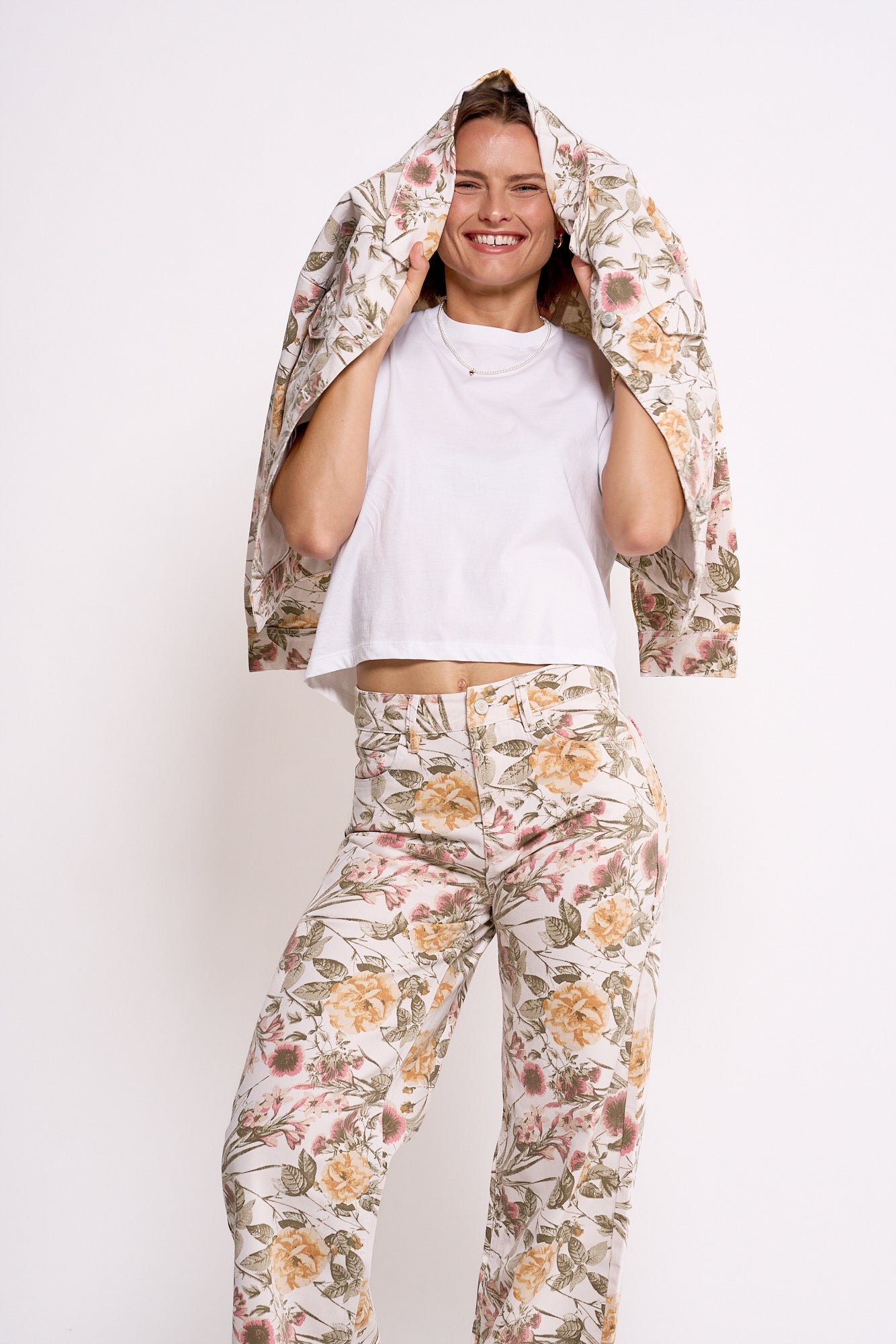 90's Trucker in Garden Joy Print