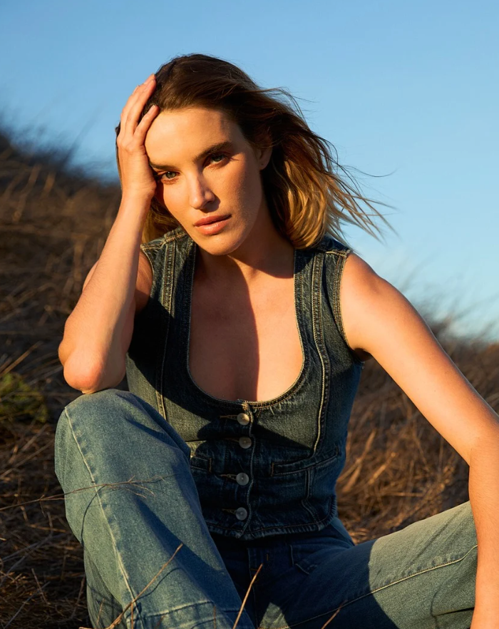 DAKOTA VEST IN ROAD TRIP WASH